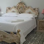 Palazzo Mateola Luxury Affittacamere