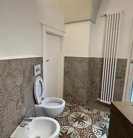 Palazzo Mateola Luxury 招待所 3*