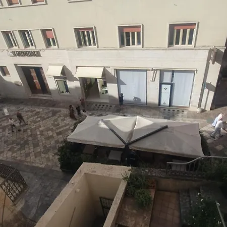 Palazzo Mateola 3*